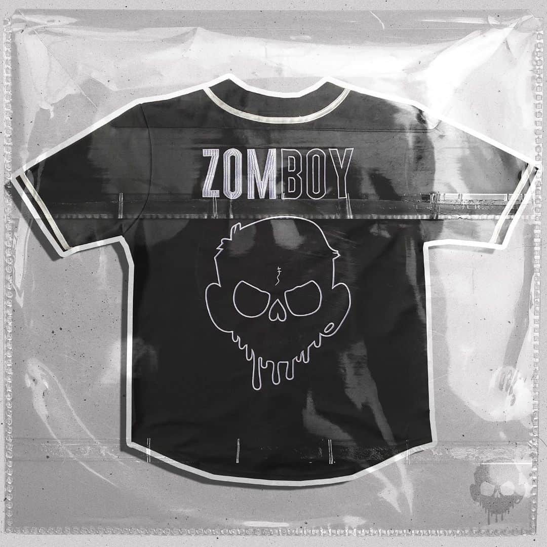 Zomboyさんのインスタグラム写真 - (ZomboyInstagram)「NEW MERCH DROP NOW! SUPER EXCLUSIVE AND LOW QUANTITIES! ZOMBOYMERCH.COM 🔥🔥🔥」6月27日 2時01分 - zomboy