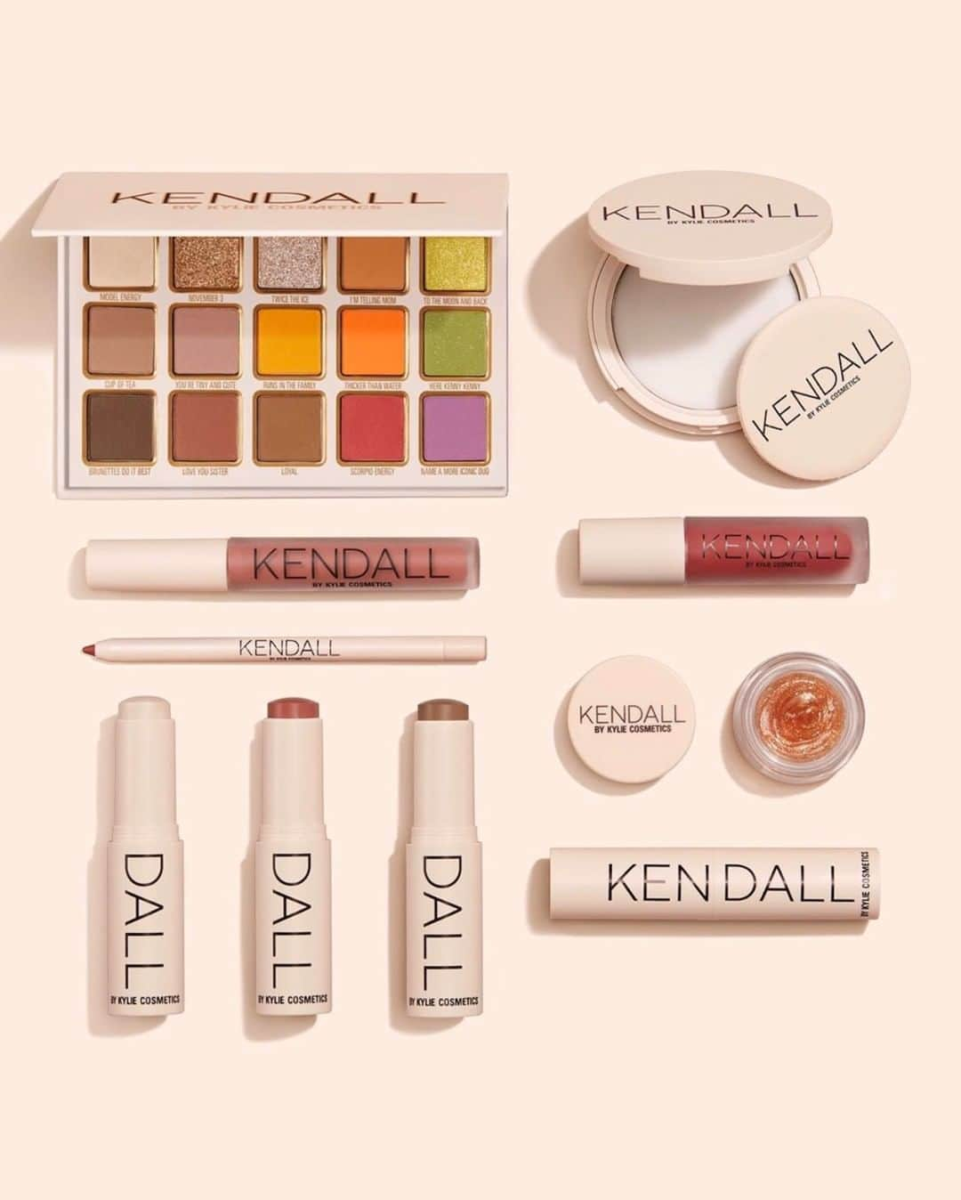 Kylie Cosmeticsさんのインスタグラム写真 - (Kylie CosmeticsInstagram)「#KendallxKylie is available NOW! ✨ Hurry.. you don't want to miss this limited edition collaboration with @kendalljenner 💕 Shop now on KylieCosmetics.com」6月27日 1時01分 - kyliecosmetics