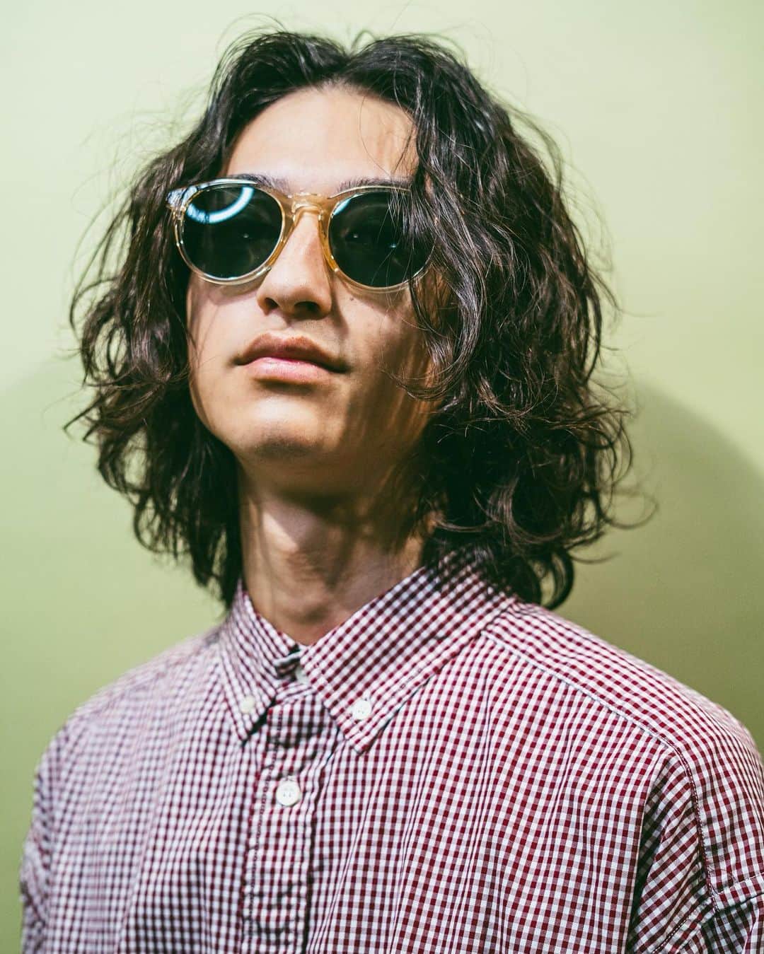 雄三 雨宮さんのインスタグラム写真 雄三 雨宮instagram Summer Style4 夏のロン毛はパーマウェービー 雰囲気で遊ぶヘアスタイル Oceantokyo Oceantokyoover メンズヘア メンズファッション メンズパーマ メンズ髪型 メンズヘアカタログ メンズモデル