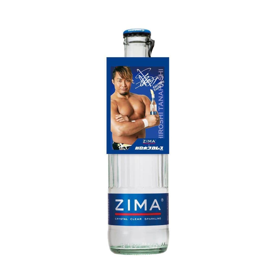 ZIMAのインスタグラム：「﻿ ”ZIMAでキメろ！”棚橋 弘至カード付限定ボトル販売中 ﻿ ﻿ ZIMAがサポートする新日本プロレスのエース、 ﻿ 棚橋弘至選手のオリジナルカードがついたコラボZIMAボトルがDEBUT👊 ﻿ カードのデザインは全部で6種類✨ ﻿ どのデザインのカードがついているかは店頭でのお楽しみです！ ﻿ 限定ボトルは全国のスーパーマーケット、コンビニなどでご購入いただけます。 ﻿ *販売店の状況によって商品がない場合がございますので、予めご了承ください。 ﻿ ﻿ #ジーマ #ZIMA #カクテル #お酒 #お酒好き #酒 #酒好き #新日本プロレス #棚橋弘至 #プロレス #プロレスラー #カード #限定ボトル #楽しみ #zimaでキメろ」