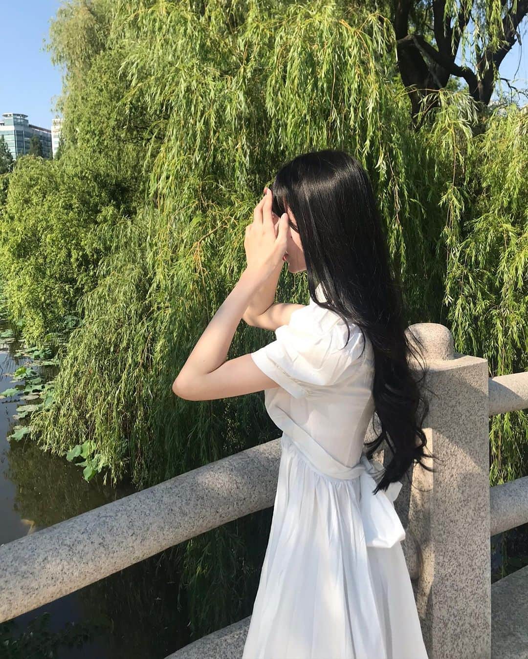 ナ・ヒョンソンさんのインスタグラム写真 - (ナ・ヒョンソンInstagram)「오랜만에 마켓 촬영 🌈💓🍀」6月26日 17時53分 - hyun_sssun
