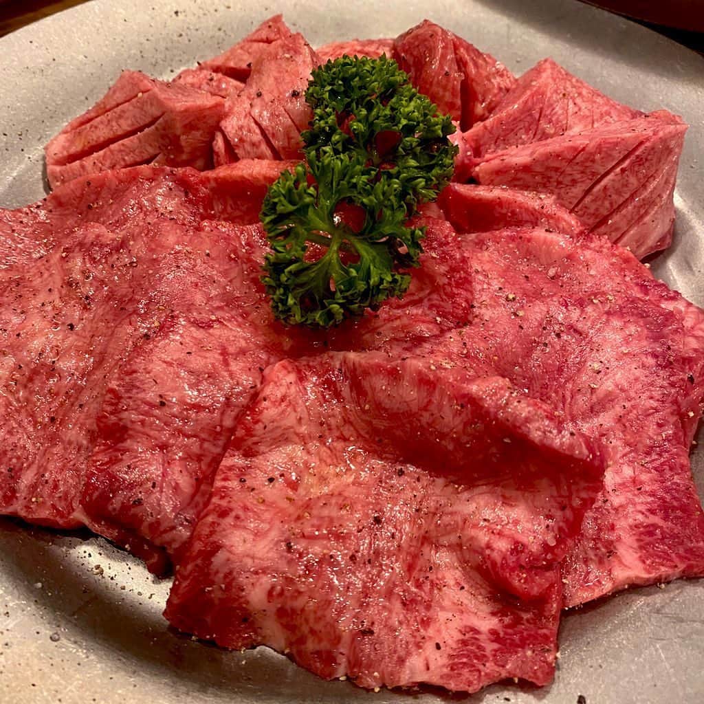 小鳥遊しほのグルメインスタ