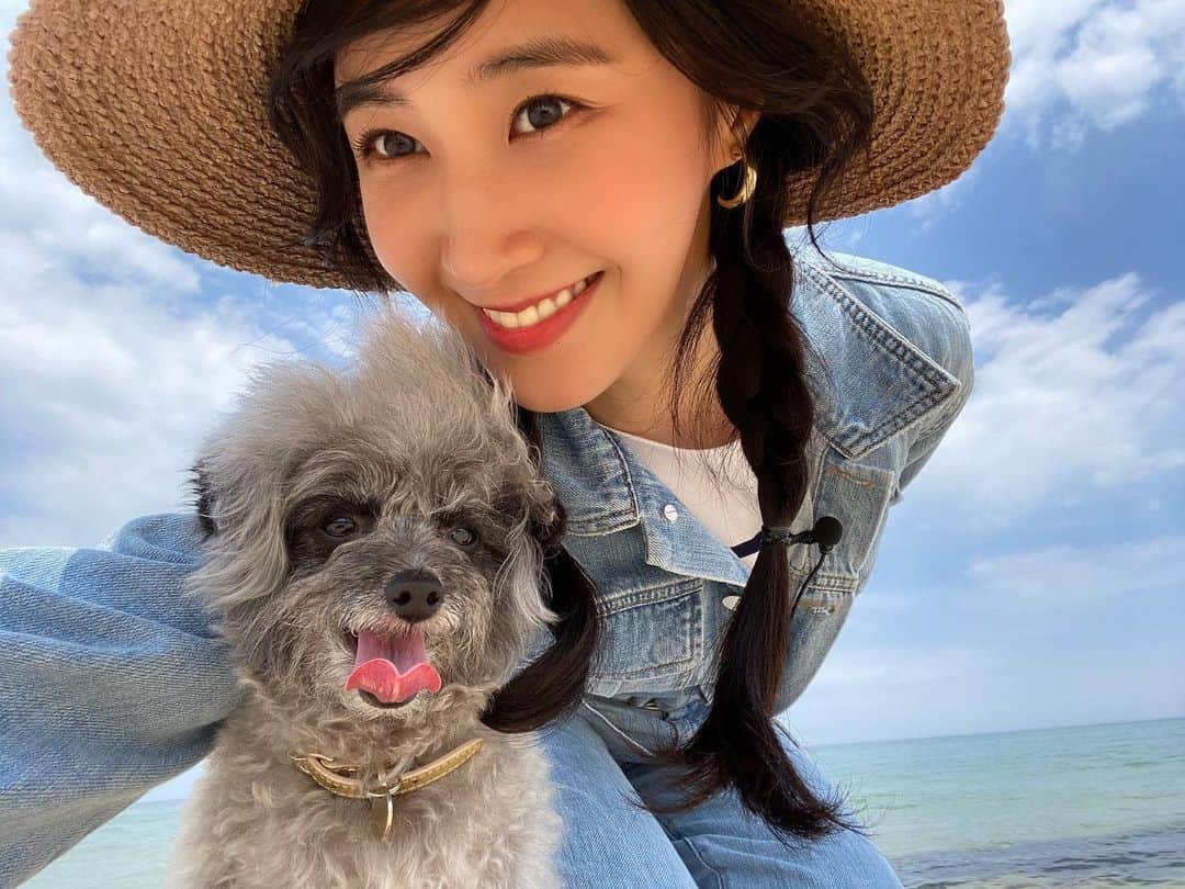 ユリ さんのインスタグラム写真 - (ユリ Instagram)「두이 🐶  두이야~~~ 건강하게 씩씩하게 오랫동안 언니랑 잘 살자 #댕댕아모하냥#DooE#嘟一」6月26日 18時26分 - yulyulk