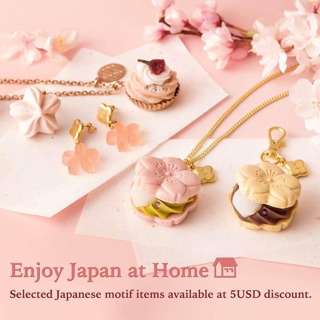 キューポットさんのインスタグラム写真 - (キューポットInstagram)「🌸🌸🌸 Monthly Special Offer 🌸🌸🌸﻿ ﻿ Everyone miss tasty Japanese sweets?﻿ Now it's a hard situation to travel around the world, ﻿ but our sweets go to flight to your home! ✨﻿ ﻿ ﻿ Selected SAKURA items 🌸💕﻿ <<< 5USD DISCOUNT !!! >>>﻿ available until June 30th 11:59PM JST﻿ ﻿ Let's imagine a trip to Japan at home!﻿ Our items are non expired forever! ﻿ ﻿ #qpot #sweet #madeinjapan #specialoffer #deal #japan #japanese #wa #sakura #cherryblossom」6月26日 18時37分 - press_qpot_international