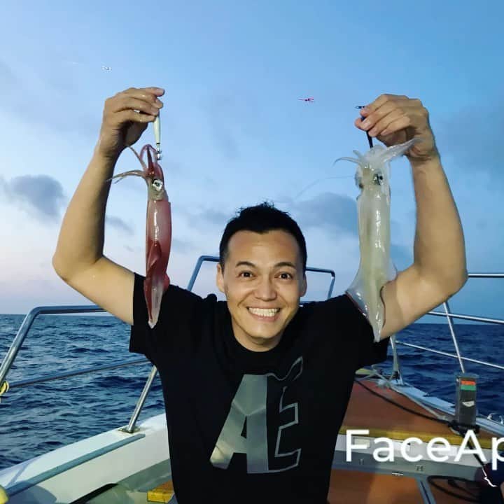 三好ジェームスのインスタグラム：「こうなりそう！  リアル笑笑  #老化#じいちゃん化#faceapp #笑笑#イカ釣り」