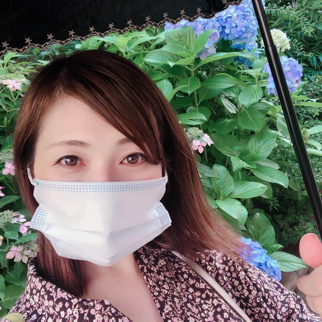 三宅智子さんのインスタグラム写真 - (三宅智子Instagram)「今日も暑かったー。  雨も嫌だし、暑いのも嫌だし…  早く夏終わってほしい🌀」6月26日 18時49分 - tomoko1121m