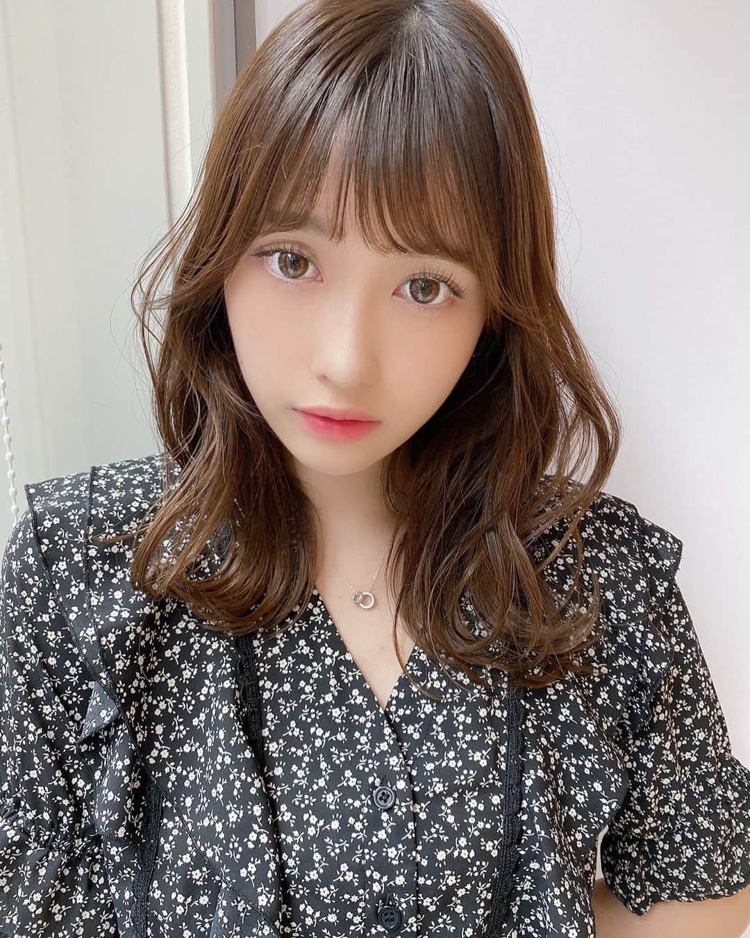 山本瑚々南さんのインスタグラム写真 - (山本瑚々南Instagram)「真顔！ 今使ってるマスカラが良きすぎる！  #Japanesegirl #自拍 #좋아요 #좋아요반사 #좋아요꾹 #팔로미 #셀카그램 #셀끼꾼 #메이크업 #일상룩  #패션 #셀카타임 #코스메틱 #粉我 #ootd #selfie」6月26日 18時53分 - yamamoto_kokona