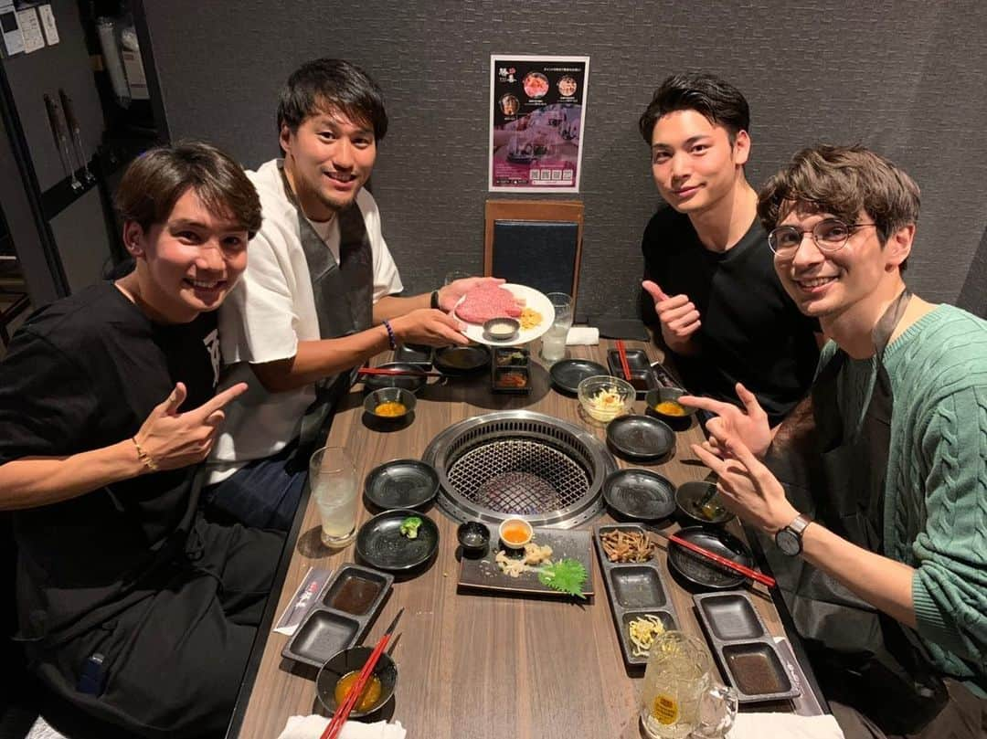 山岸将也さんのインスタグラム写真 - (山岸将也Instagram)「僕のサインは断られましたw 美味しかった🥩 とし、ありがとう✌️✨ #勝善」6月26日 19時21分 - masayayamagishi