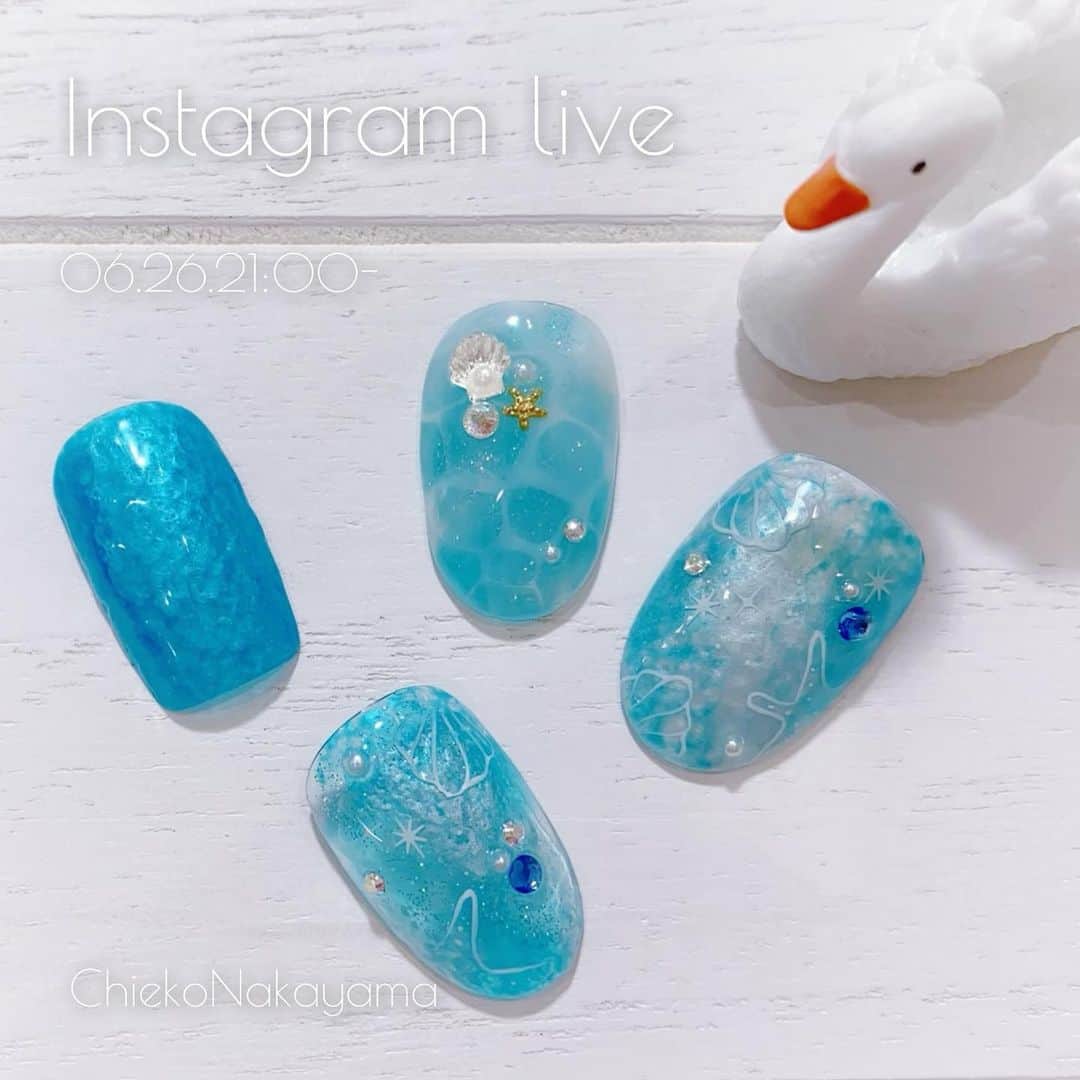 なかやまちえこのインスタグラム：「遅くなりました💦⠀ 本日21:00から#インスタライブ です！⠀ きまぐれキャット（ @kimagure_cat_whim ）⠀ 『さざなみ』を使用した海ネイルを作ります！⠀ 時間が余ればFuwa-tもやりたい！💦⠀ 後ほどよろしくお願いします😊😊😊⠀ #nail #nails #nailart #ネイル #美甲 #ネイルアート  #japanesenailart #manucure #japanesenails #manicurist #gelnails #أظافر #네일아트 #미용 #vẽmóng #ngườiđẹp  #เพ้นท์เล็บ #искусствоногтя #artedeuñas #เพ้นท์เล็บเจล #ジェルネイルデザイン #ネイルデザイン #senikuku #nagelkunst #海ネイル #seanails #サマーネイル #summernails #夏ネイル」