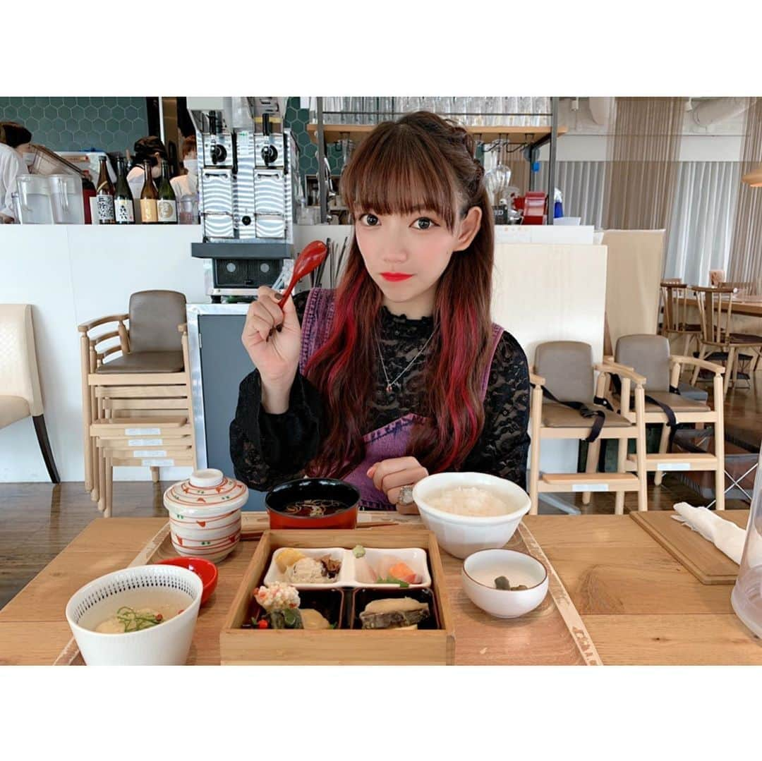 平山花菜さんのインスタグラム写真 - (平山花菜Instagram)「今日はヘルシーなランチでした🍴💓 #KissBeeWEST#Japanesefood #日本食 #f4like #food #얼짱 #좋아요 #팔로미 #粉我」6月26日 20時25分 - flower_87h