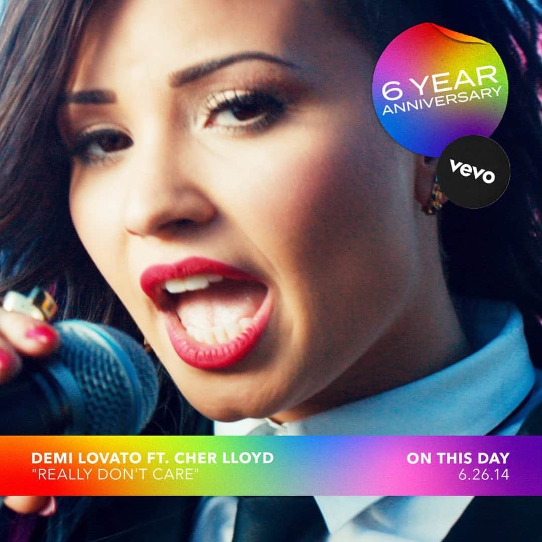 Vevoさんのインスタグラム写真 - (VevoInstagram)「It's been 6 years since @ddlovato and @cherlloyd released "Really Don't Care" and we're still loving the Pride anthem 🏳️‍🌈 Celebrate #Pride month and reminisce about the 2014 LA Pride parade with the video now ❤️ ⠀⠀⠀⠀⠀⠀⠀⠀⠀ ▶️[Link in bio] #DemiLovato #CherLloyd #ReallyDontCare」6月27日 2時06分 - vevo