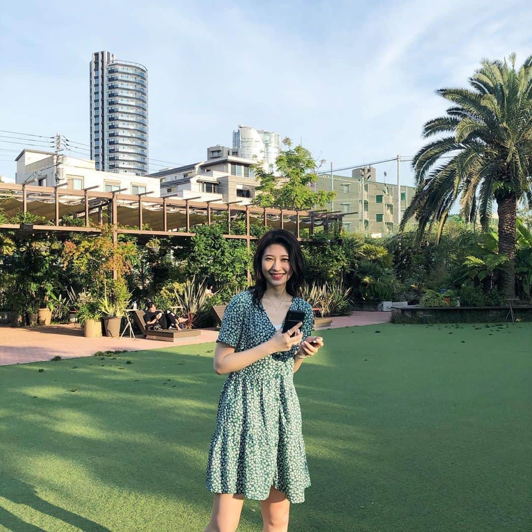 小山莉奈のグルメインスタ