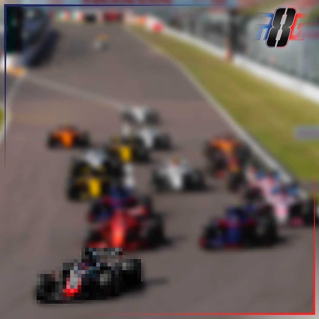 ロマン・グロージャンのインスタグラム：「Which @haasf1team car is hidden in this photo? #Motorsport #F1 #Racing #Formula1 #HaasF1 #Grosjean」