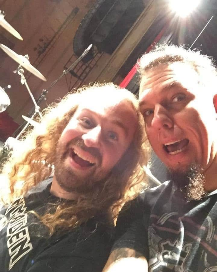 Queensrycheさんのインスタグラム写真 - (QueensrycheInstagram)「#fbf - Bender and Casey in New Jersey 🙂 #queensryche #flashbackfriday #anthonybender #bender #bestofthebest #greatguy #hardworker #crewrules #caseygrillo #drummer #kickassdrummer #cooldude #talented #friends #friendship #brothers #memories #smiles #goodtimes #alwayslotsoffun」6月26日 22時30分 - queensrycheofficial