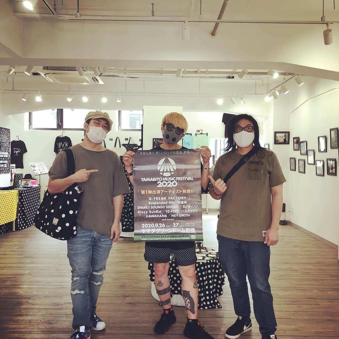 橋本塁さんのインスタグラム写真 - (橋本塁Instagram)「【サウシュー東京写真展4日目ゲスト！】 1.Dragon AshのDRI-V。Husking Beeのいっそん君。9mm Parabellum Bulletの中村カズちゃん。  2.カメラマンの岸田哲平&古溪さん 3.G-FREAK FACTORYのPONとyossy 4.KONCOS&LEARNERS&stingrayのTA-1  ありがとうございました！ #サウシュー　#dragonash #huskingbee #9mmparabellumbullet #gfreakfactory #koncos」6月26日 22時32分 - ruihashimoto