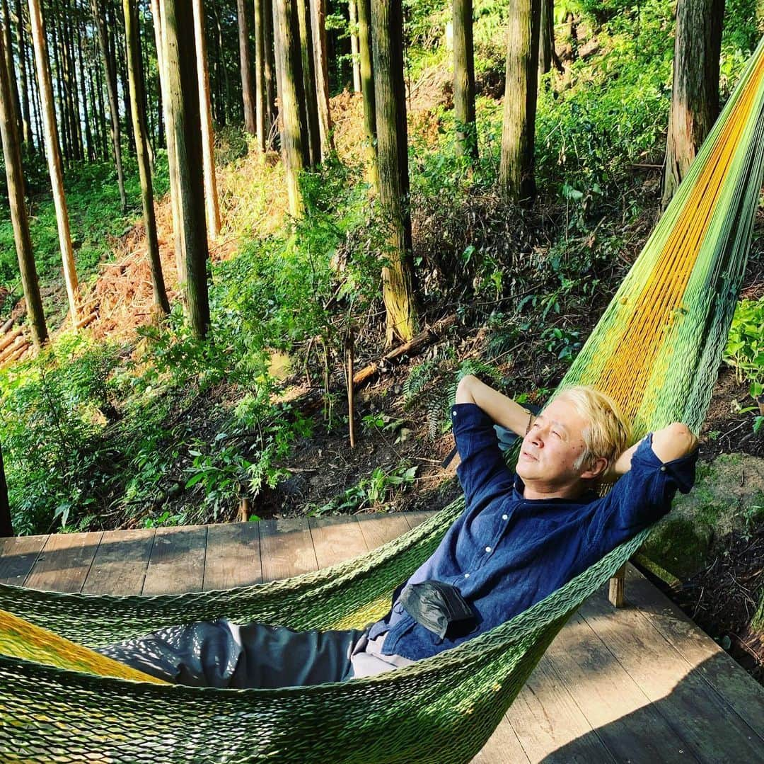 深町健二郎さんのインスタグラム写真 - (深町健二郎Instagram)「切幡寺@篠栗にて、恒例の一兎会。 今まで気づかなかった裏手の滝に癒されつつパワー注入！その後、座禅道場にて、これまた超贅沢な田舎庵ケータリングによる、鰻三昧のフルコース！さぁ明日からさらにギアアップ🤩」6月26日 22時53分 - kenjirofukamachi