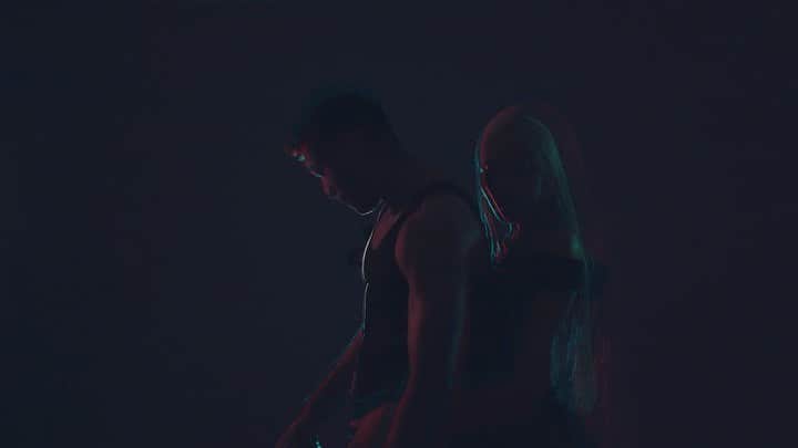 ワイクリフ・ジョンのインスタグラム：「It’s been a minute since I built a Rhythm and an artist came along with the voice for it. I closed my eyes and said this is what I signed up for!!! Let’s go @ida_tolou. Link to Stay Away in bio. . . #newmusicfriday #newartist #freshsounds #newmusicvideo #pop」