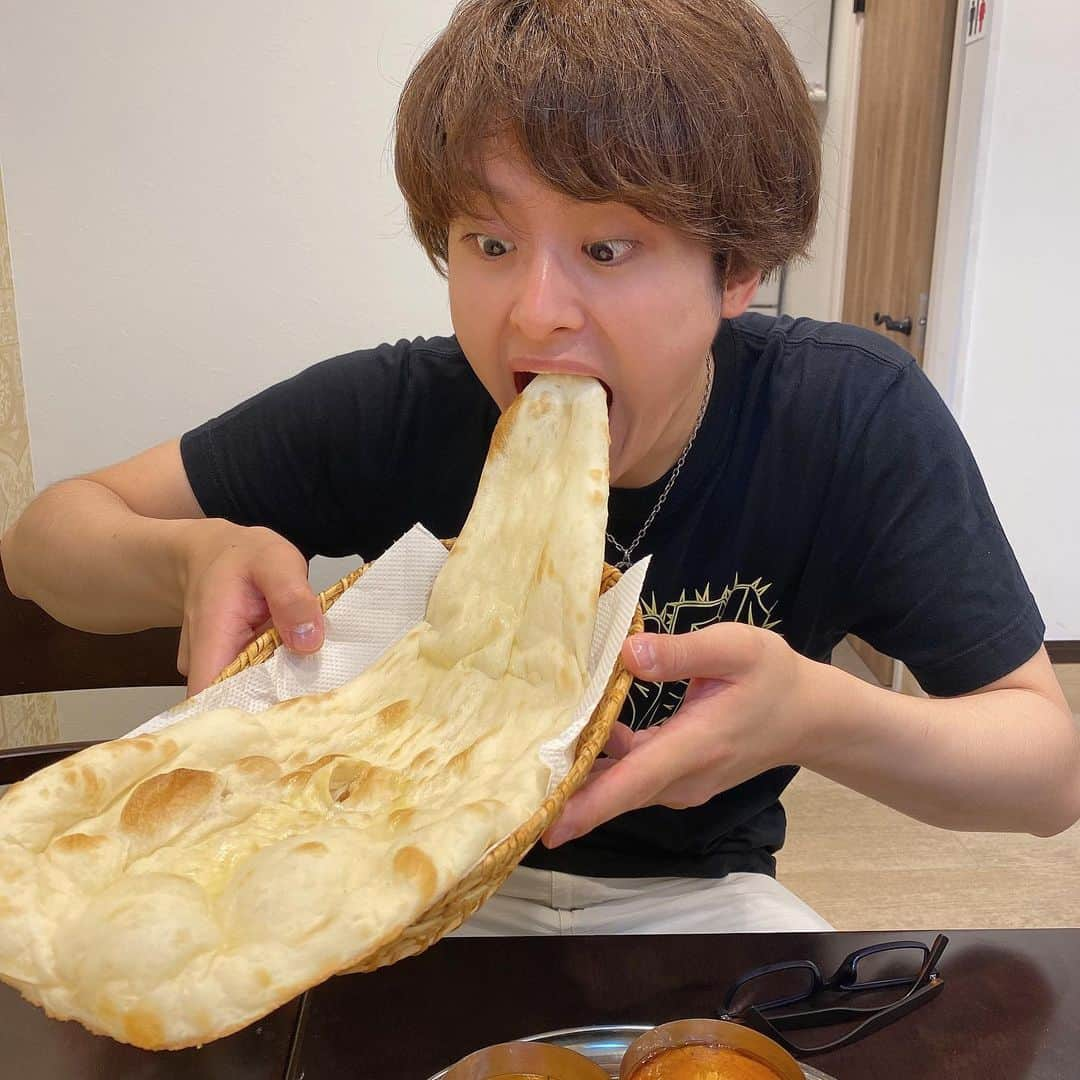 けんちゃんねるさんのインスタグラム写真 - (けんちゃんねるInstagram)「カレー最高！夏こそカレーを食べて元気に過ごします！  #けんちゃんねる #最強の幼なじみ #ユウタロウ #タージマハル #カレー #curry」6月26日 23時06分 - kench_555