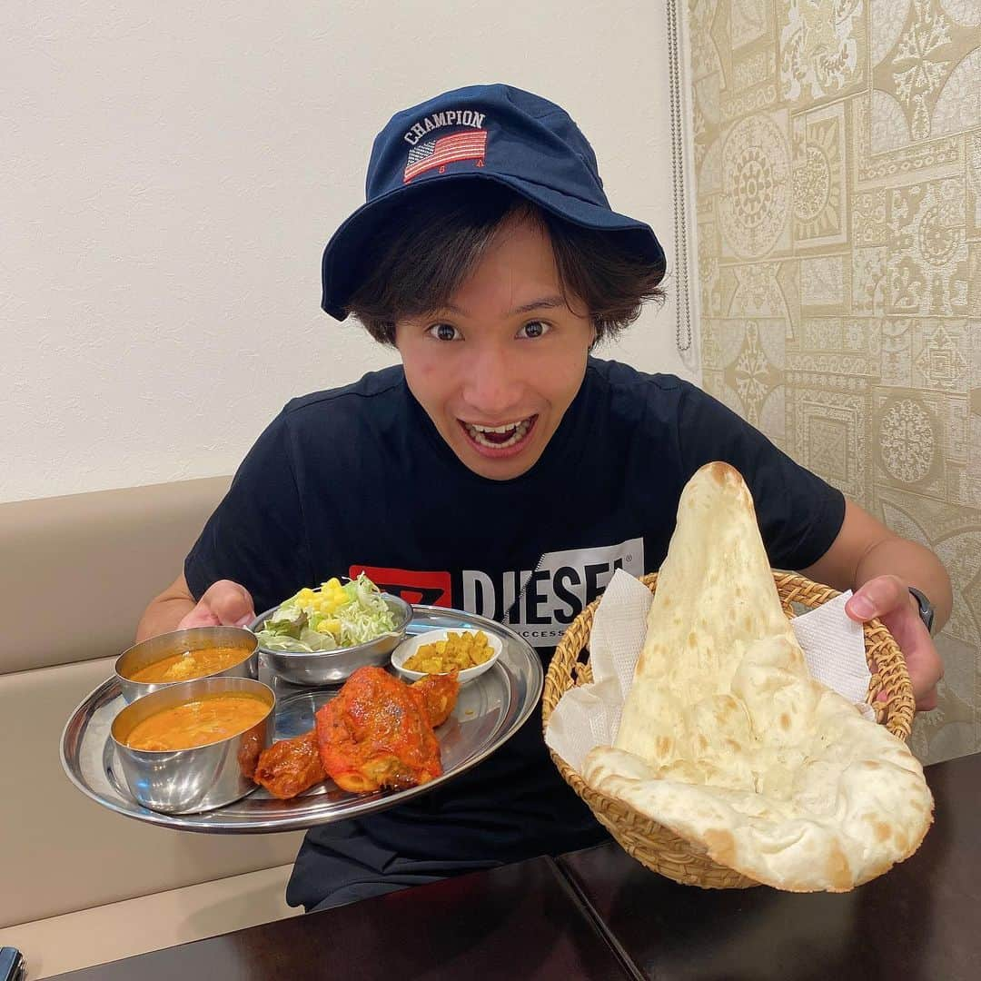 けんちゃんねるさんのインスタグラム写真 - (けんちゃんねるInstagram)「カレー最高！夏こそカレーを食べて元気に過ごします！  #けんちゃんねる #最強の幼なじみ #ユウタロウ #タージマハル #カレー #curry」6月26日 23時06分 - kench_555