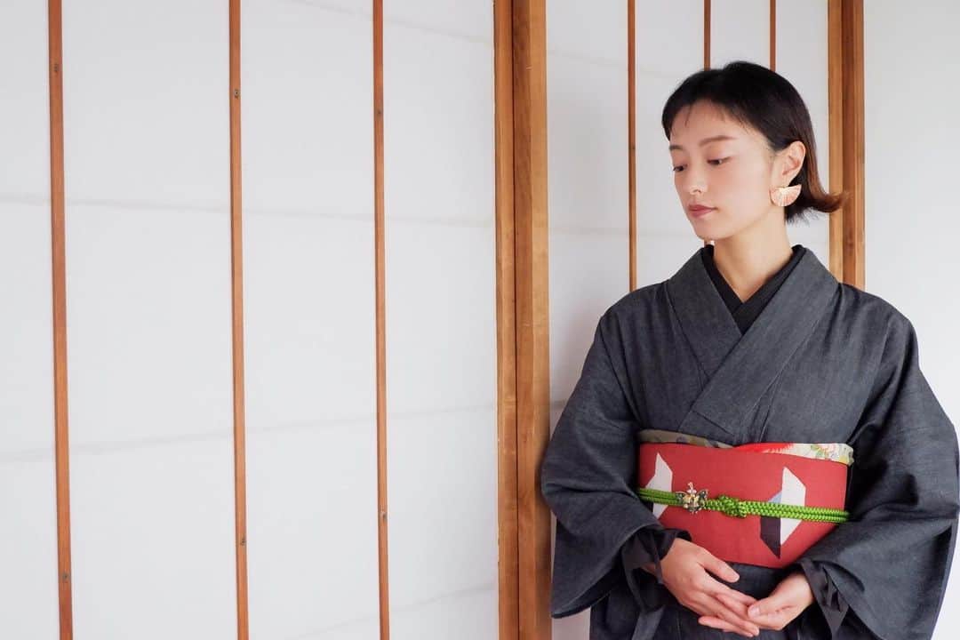 シナダユイさんのインスタグラム写真 - (シナダユイInstagram)「お着物のお仕事... したいなぁ✨⛩🍃 * #FUJIFILM #広尾#神道大教  #denim#kimono#japanese #デニム着物#リメイクワンピ#カジュアル着物コーデ」6月27日 10時17分 - yuis96
