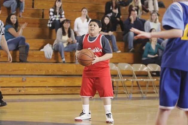 リコ・ロドリゲスのインスタグラム：「Since the @nba is coming back and some teams may need a couple of extra players to round out their roster...I want to announce that I AM available, and if any team is interested, my agent will be waiting for your phone call #FutureFinalsMVP 🏆」