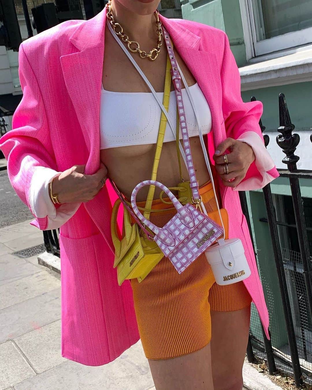 Blonde Saladさんのインスタグラム写真 - (Blonde SaladInstagram)「🥥, 🌸 or 🍋? Pick your fav @jacquemus bag! #theblondesalad #jacquemus #leoniehanne #bag #fashion @leoniehanne」6月27日 2時40分 - theblondesalad