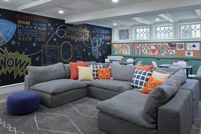 HGTVさんのインスタグラム写真 - (HGTVInstagram)「Don't let that unfinished basement just sit there! 🤩 From guest spaces to gyms, media rooms to game rooms—and so much more—we've rounded up 75 beautiful finished basement designs and ideas that will help turn this space into your favorite part of the house. 🙌 Head the link in our bio to see them all. 🔝⁠⠀ ⁠⠀ #basement #basementdesign #interiordesign #design #designinspo⁠⠀」6月27日 4時01分 - hgtv