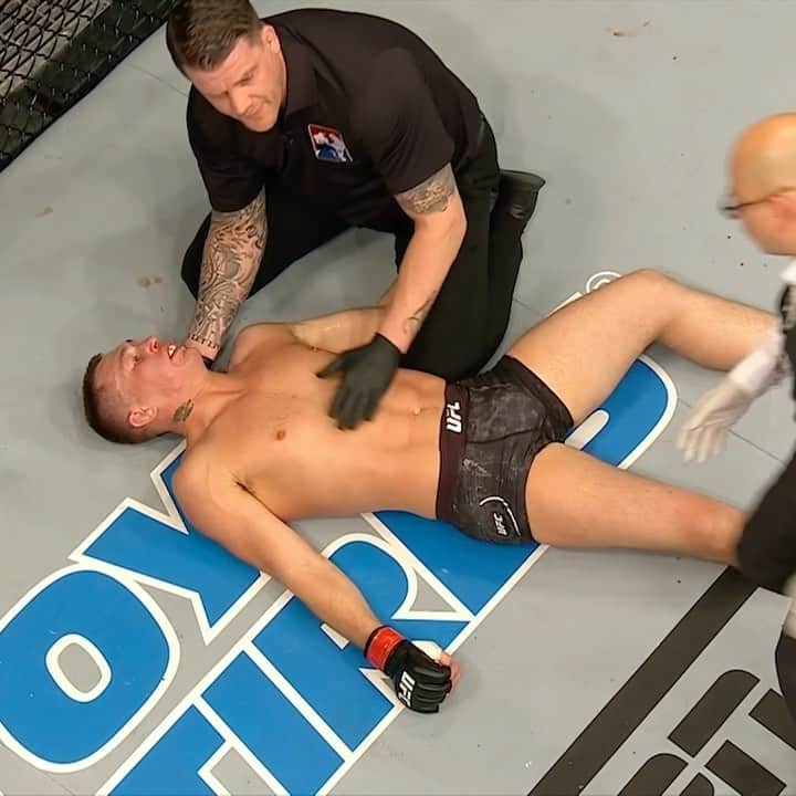 のインスタグラム：「Jorge Masvidal’s KO on Darren Till was VICIOUS. After Darren regained consciousness, Jorge went over to check on him and show him love. 👏 @espnmma」