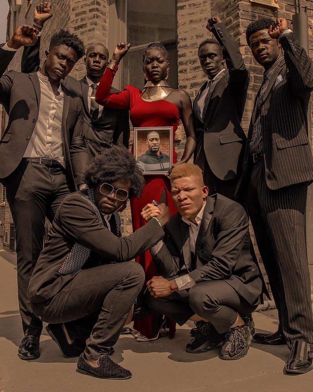 Paul Octaviousのインスタグラム：「Black Archivist Update  First and foremost here are a few Black Photographers you should be following:  @isaacwest @ashleyypenaa @mylesloftin @mark.c @trebla233  Second, Thank you so much for the out pour of support for Black Archivist @blkarchivist. The idea of getting cameras into the hands of more Black People to tell stories has gone from an idea to 214 applicants expressing their need and how’d it affect their life & community. We are working on going through all the applications as quickly as we can.  Thank you to the Camera Donors and  folks that have sent @pauloctavious Venmo’s towards the cause. Funds received will be going towards shipping cameras to recipients and buying cameras of all types. If we haven’t reached out to you yet about your donation, its coming soon.  Again thank you so much, please share, donate and follow  @blkarchivist」