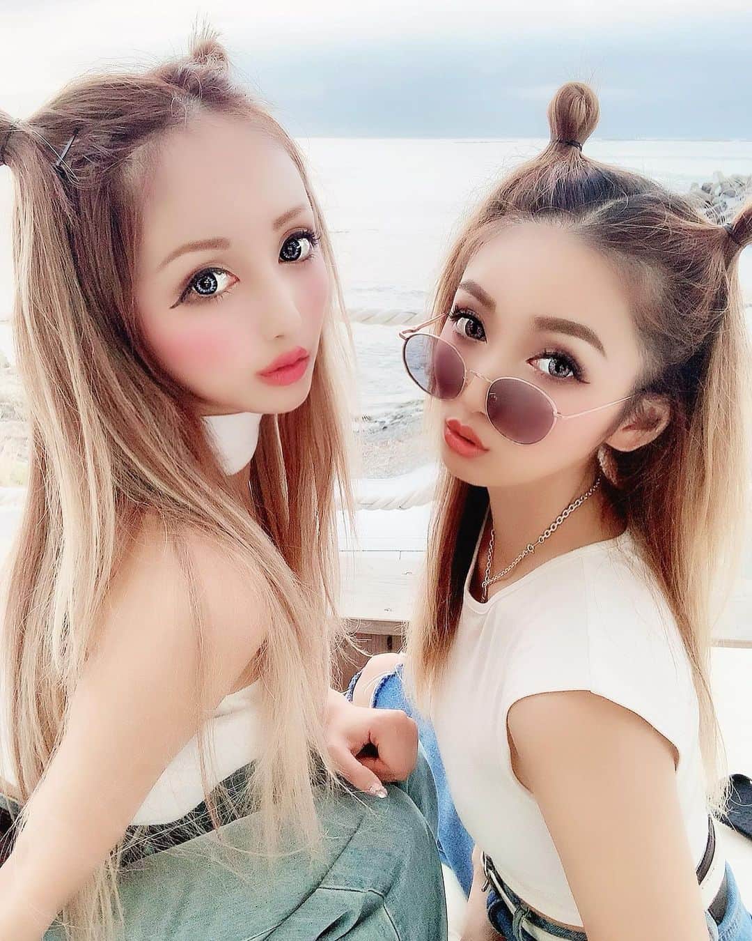 根本弥生さんのインスタグラム写真 根本弥生instagram ねもまにゃ まにゃちゃんかと思った って この髪型の動画で言われたから つのヘアー お揃いにしてみた 笑 なんかコーデもこの日 合わせてないのに似てたのww