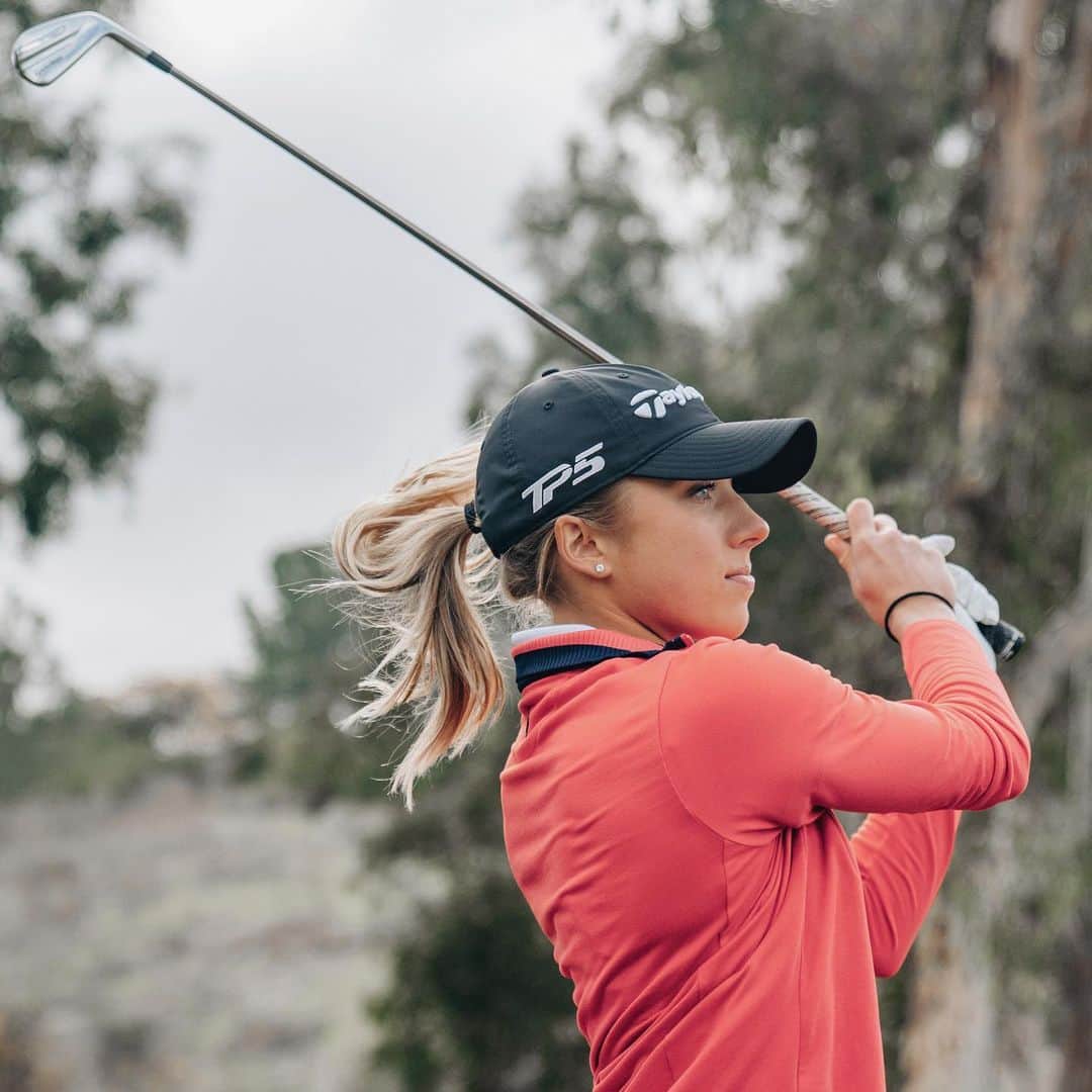 Sierra Brooksのインスタグラム：「Less than a month away. Ready to get back!」
