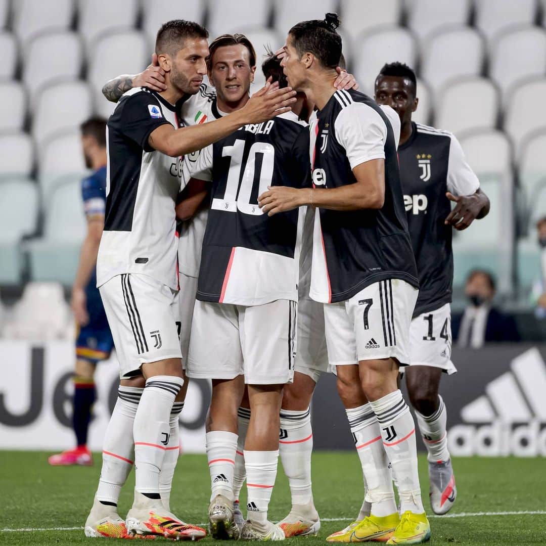 フェデリコ・ベルナルデスキのインスタグラム：「Big Team Win ⚪⚫ #JuveLecce #FinoAllaFine #ForzaJuve」