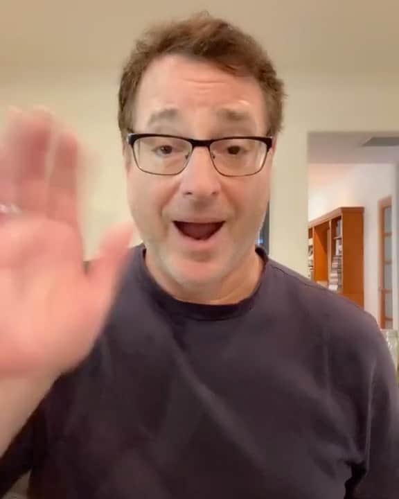 ボブ・サゲットのインスタグラム：「Watermelon Sugar Hi.」