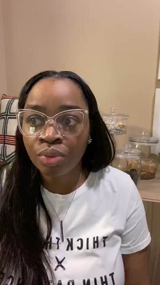 Grace Bonneyのインスタグラム：「Part of the #sharethemicnowhomeedition @rashida.banks @witanddelight_ @justinablakeney and @journeytolaunch joined @albieknows to talk brand deals, entry barriers, ally transparency, and money mindset.」