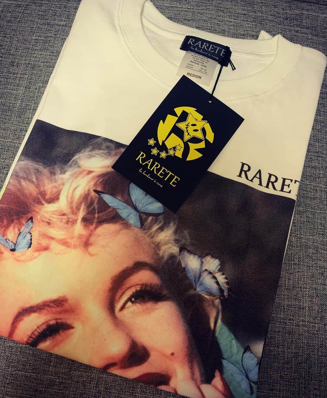 あんちゃんさんのインスタグラム写真 - (あんちゃんInstagram)「ラルテさん(@rarete2015)から可愛いTシャツいただきました🥺💖﻿ ﻿ リンクしてみた🦋﻿ ﻿可愛いのばっかりだよ🥺💖 ﻿ ﻿ ﻿ ﻿  #静岡 #両替町 #歌舞伎町 #新宿  #西麻布 #銀座 #六本木 #北新地 #ミナミ #錦 #すすきの  #中洲 #整形 #キャバクラ #キャバ嬢 #ホスト #ホスクラ #加工 #加工厨  #韓国  #イチナナライバー  #イチナナ #17ライバー  #17公式ライバー #ラルテ #rarete」6月27日 20時37分 - ___an.gram___