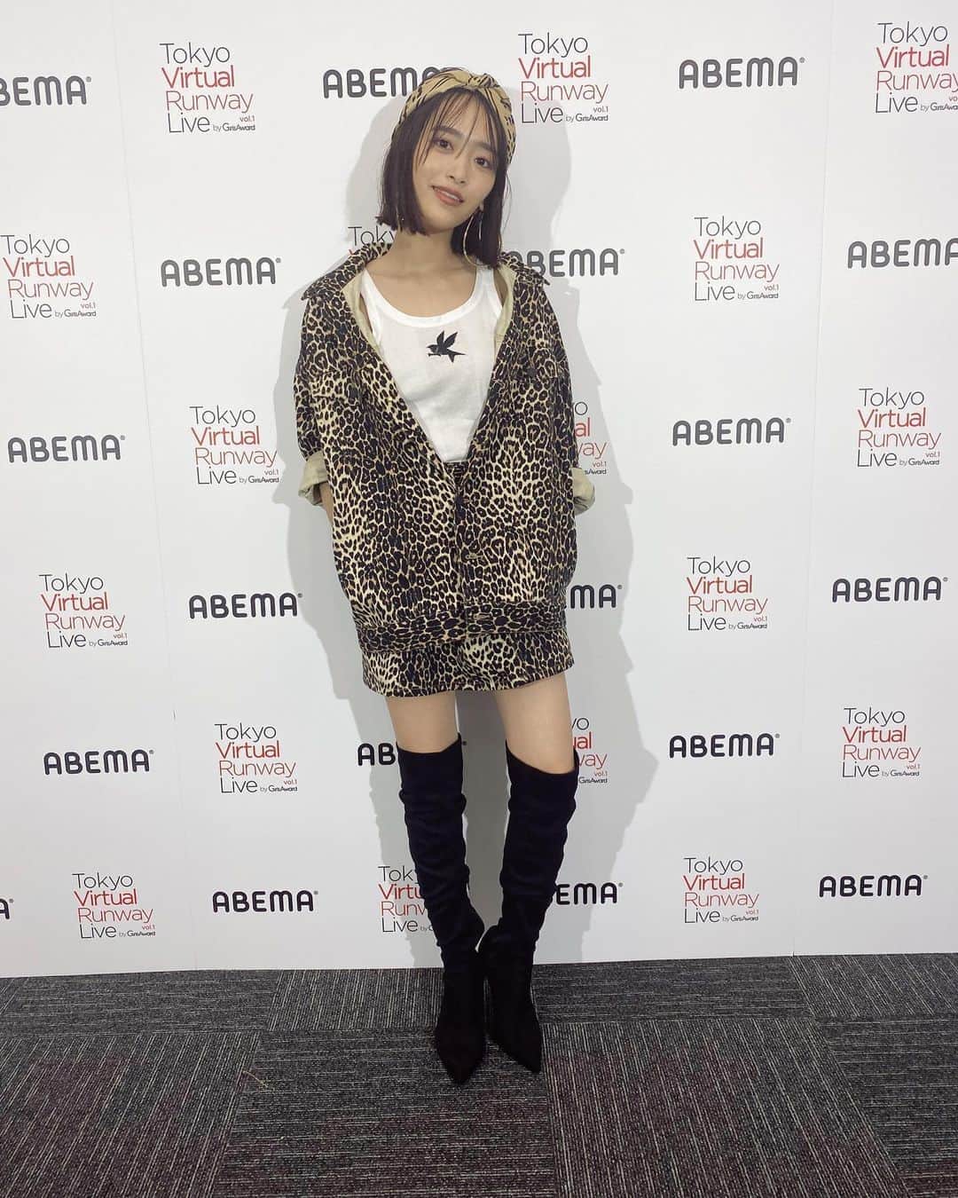 近藤千尋のインスタグラム：「Tokyo Virtual Runway Live by GirlsAward ありがとうございました😍✨ 初のバーチャルファッションショー ドキドキでした💦😍 そして、早くまた皆さんの声援が聞こえる ファッションショーに出たいなぁと 思いました。❤️ 新鮮過ぎる豹柄衣装でした✨」