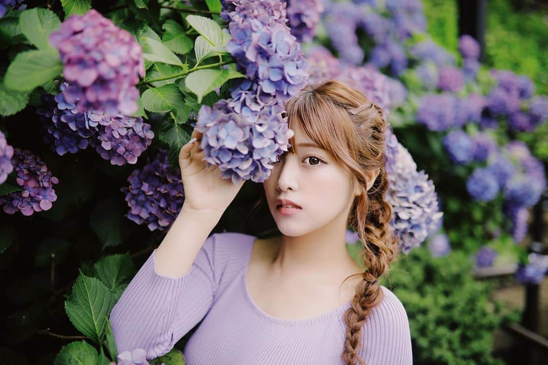 MaRuRi（まるりとりゅうが）さんのインスタグラム写真 - (MaRuRi（まるりとりゅうが）Instagram)「チラッ😈💜#紫陽花」6月27日 20時16分 - maruridayo