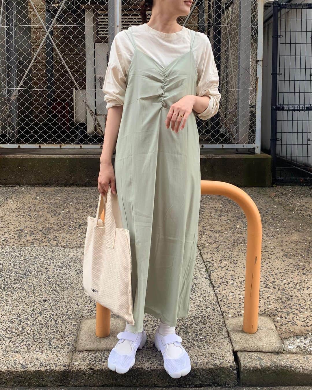 my9mj8のインスタグラム：「﻿ Rustalのかわいいキャミワンピ🌿﻿ ﻿ ミントカラーと胸元のギャザーが👌﻿ やはりワンピとカラー物は好きだな〜﻿ 気付けば増えてゆく🥺﻿ ﻿ ﻿ #ファッション#コーデ#コーディネート#fashion #coordinate #code #オシャレ #ootd #outfit #wear﻿ #rustal#ラスタル」