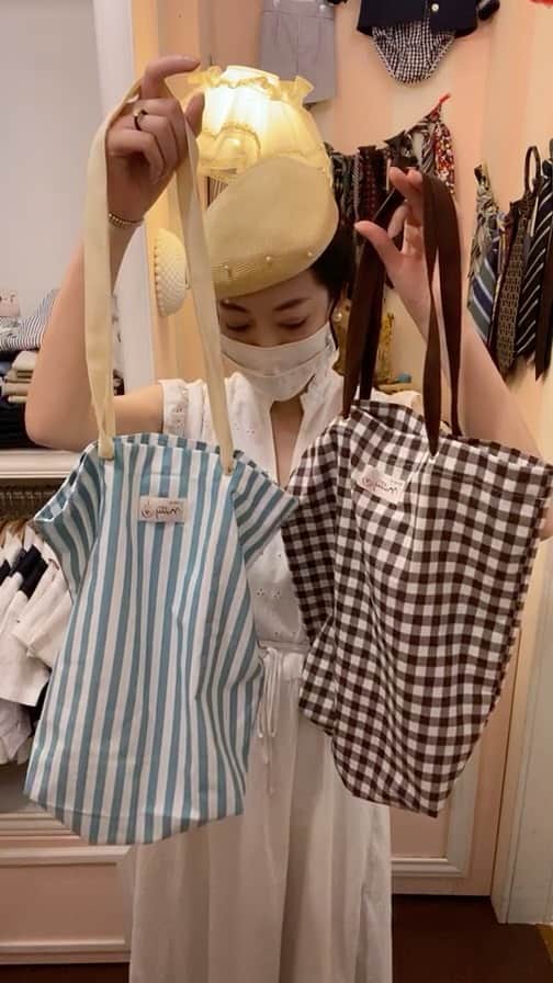 NUTTY Vintage&Collectibleのインスタグラム：「🎈🎈NEWS🎈🎈 ㅤㅤㅤㅤㅤㅤㅤㅤㅤㅤㅤㅤㅤ 2020年7月1日(水)よりレジ袋の有料化に伴い、 株式会社NUTTYは新しい試みをスタートいたします🌈 ㅤㅤㅤㅤㅤㅤㅤㅤㅤㅤㅤㅤㅤ ====================== NUTTY original eco bag 🥖baguette  bag🥖 ======================ㅤㅤㅤㅤㅤㅤㅤㅤㅤㅤㅤㅤㅤㅤㅤㅤㅤㅤㅤㅤㅤㅤㅤㅤㅤㅤ ㅤㅤㅤㅤㅤㅤㅤㅤㅤㅤㅤㅤㅤ NUTTYで長年愛されてきたショップバッグの定番green stripeと 往年のロマンチックカラーchocolat gingham check ㅤㅤㅤㅤㅤㅤㅤㅤㅤㅤㅤㅤㅤ 程よく甘く、日常的に馴染む自然さ。 そしてヴィンテージのお洋服に似合う品の良さにこだわりました。 ㅤㅤㅤㅤㅤㅤㅤㅤㅤㅤㅤㅤㅤ 詳細は後日発表！お楽しみに❤️」