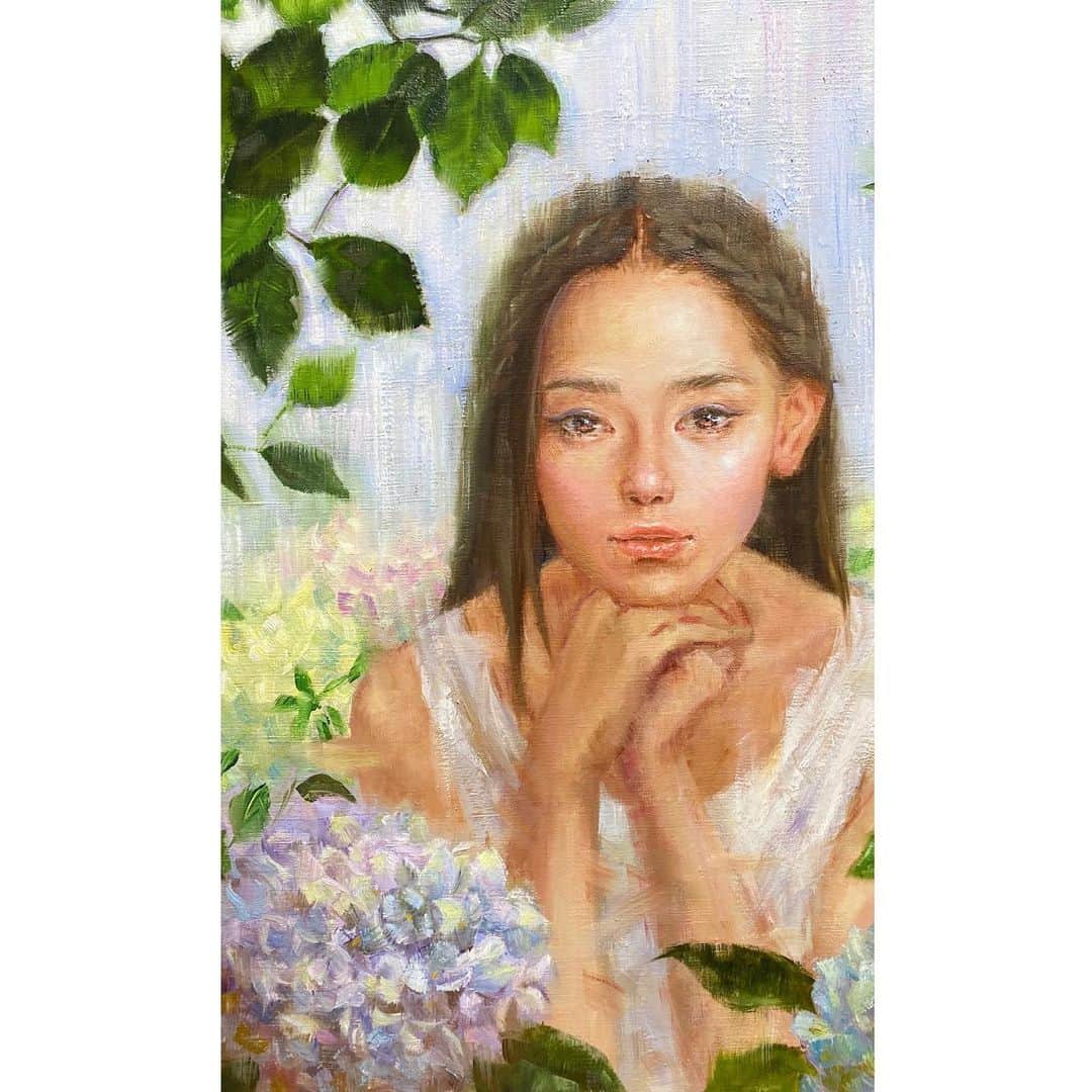 古賀陽子のインスタグラム：「a part of a new artwork for the Exh in Nov.  個展 展示予定作の一部です。 個展詳細はプロフィールから💁🏻‍♀️ ・  #exhibition #exhibit #art #instaart #instaartist #artist #artwork #gallery #beauty #portrait #painting  #figure #academic #academicart #個展 #展示  #作品  #画家 #作家 #アート #アーティスト #アートワーク #美術館 #絵  #絵画展 #人物画 #美人画 #女性画  #ギャラリー #神戸」