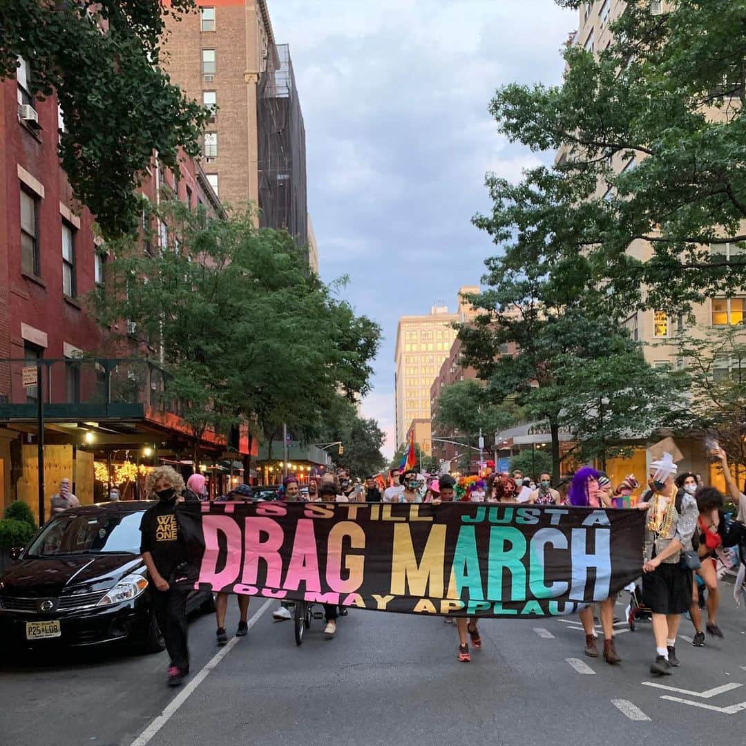 トームさんのインスタグラム写真 - (トームInstagram)「The 26ish Drag March took place on Friday night as a kick-off to NYC #Prideweekend. The event always starts in #TompkinsSquarePark and ends in front of the #StonewallInn; it is purposefully non-corporate, punk, inclusive, and largely leaderless; #TransAction NOT TRANSACTIONAL #transdayofaction #translivesmatter #blacktranslivesmatter #blacklivesmatter」6月27日 11時57分 - tomenyc