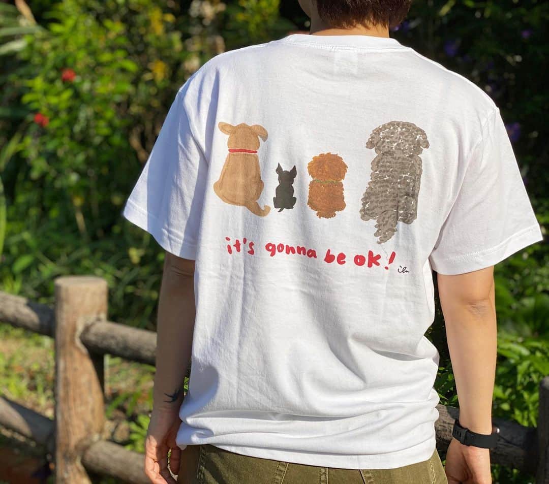 original brand 【ilu098】さんのインスタグラム写真 - (original brand 【ilu098】Instagram)「アイルふく お待たせ致しました。 イッツガナビーオケィ！ 遂に！今夜より通常販売開始です。 ・It's gonna be ok！Tee ¥4,380- 6月27日(土)19時~販売開始 #ilu098 #love_dogs #犬好き #沖縄県 #tシャツ #tシャツコーデ #犬tシャツ」6月27日 12時04分 - ilu098