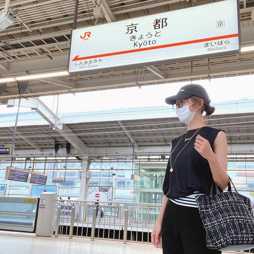 木本泉さんのインスタグラム写真 - (木本泉Instagram)「-﻿ 京都へ🚅﻿ ﻿ お天気☁️﻿ ﻿ お仕事はもちろんですが、姪っ子達に会えるのが楽しみ💓﻿ ﻿ #京都#京都駅」6月27日 12時56分 - izumikimoto