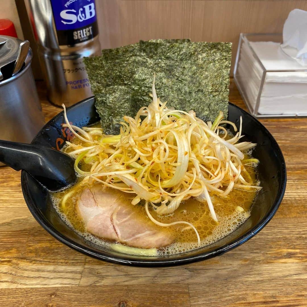 谷正人のグルメインスタ