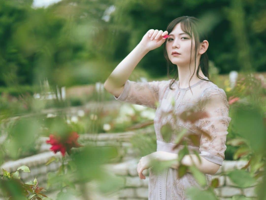 youのインスタグラム：「photo by @alfa155ken  #artgallery  #有償モデル  #撮影会モデル #撮影依頼受付中 #撮影モデル #被写体になります #ポートレートモデル #ポートレート女子 #関西ポートレートモデル #フリーモデル関西 #フリーモデル #サロンモデル #ポートレート好きな人とがりたい #作品撮りモデル #個人撮影　#個人撮影会　#作品撮り #関西ポトレ　 #大阪 #京都　　#サロンモデル　#美容好きな人と繋がりたい #長居植物園　#ブライダルモデル依頼受付中」