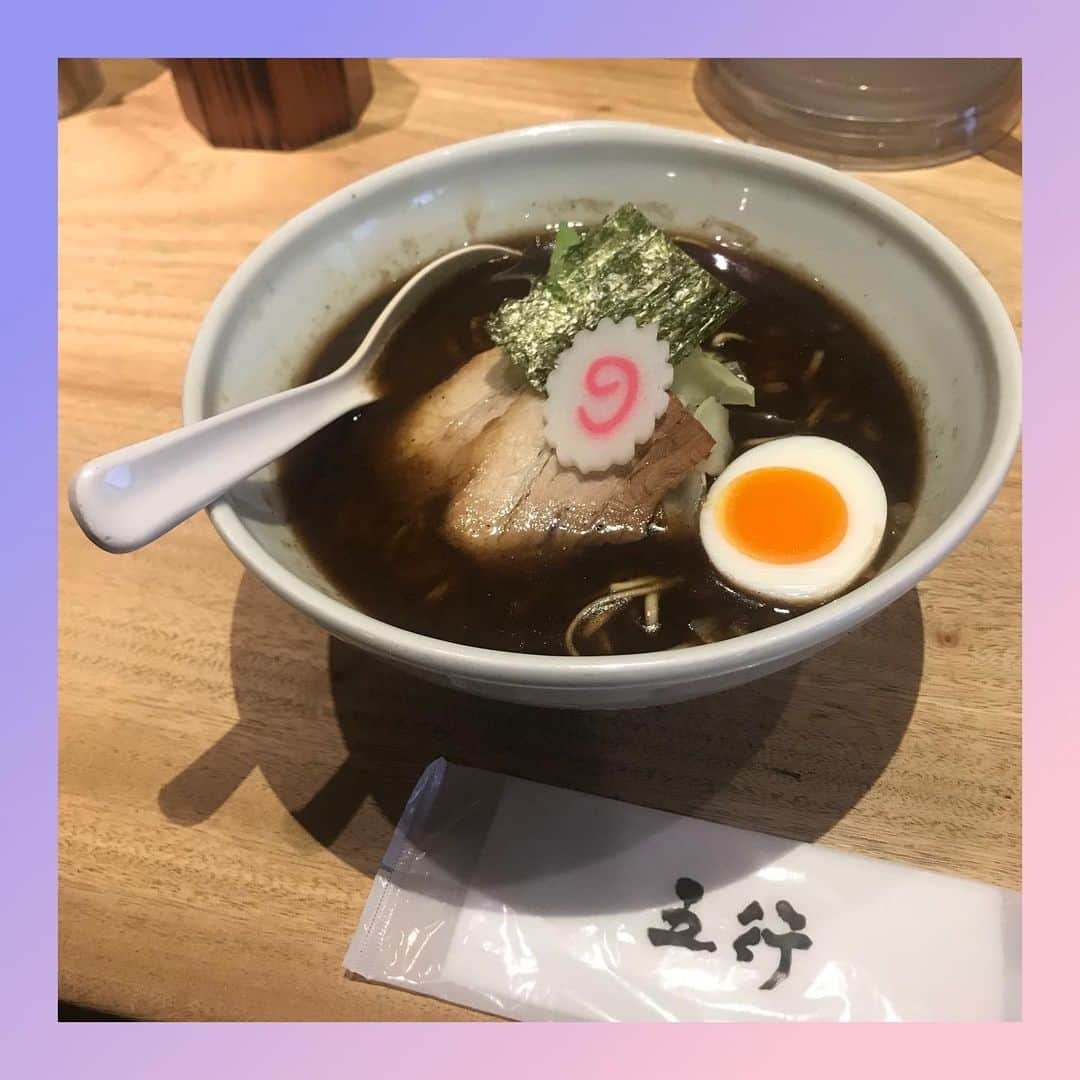 山本ひかるさんのインスタグラム写真 - (山本ひかるInstagram)「焦がし醤油ラーメン なるとがめちゃ可愛くない？ #kyoto #ラーメン #五行 #ラーメン五行」6月27日 16時19分 - hikaru0228yamamoto