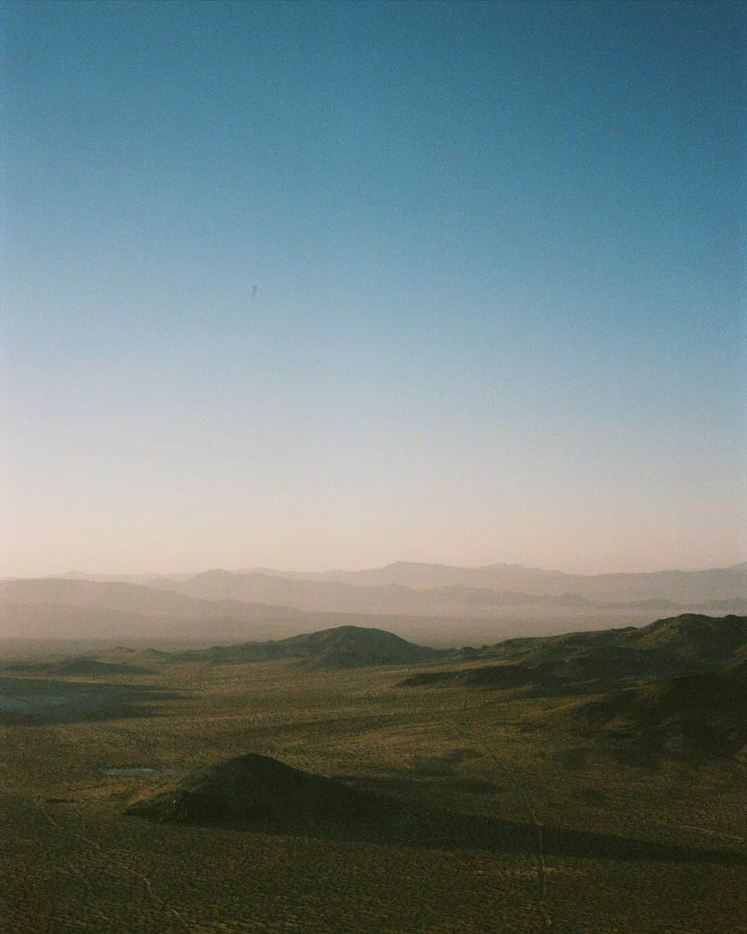 松島エミのインスタグラム：「Something about the desert」