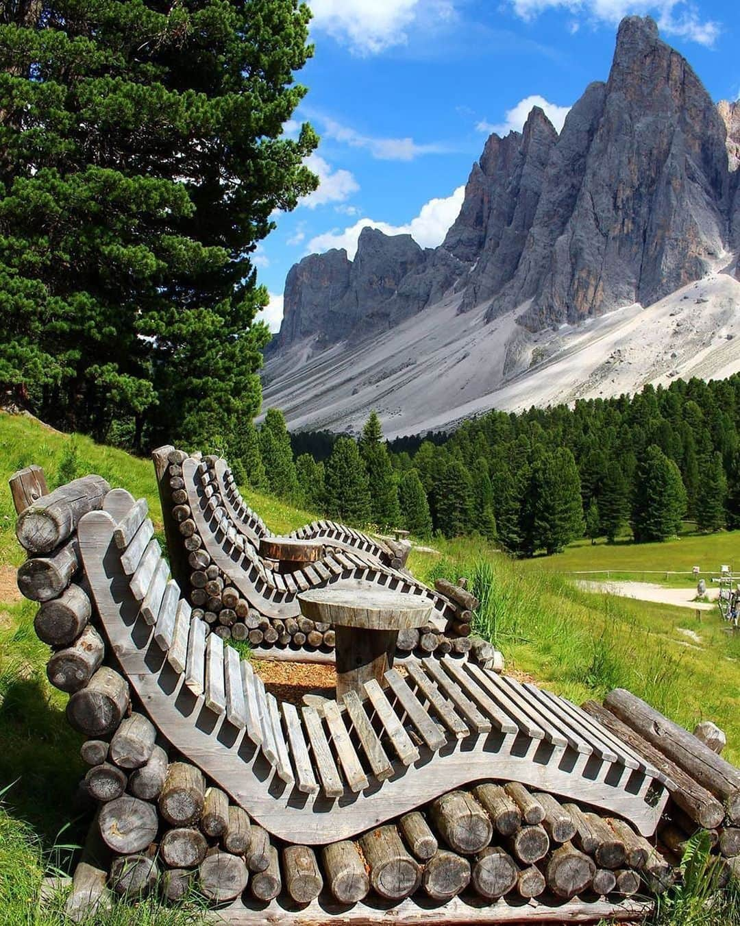 Canon Photographyさんのインスタグラム写真 - (Canon PhotographyInstagram)「The perfect place to relax at 🏔  Photography | @shqga Curated by @steffeneisenacher  #trentino #southtyrol #italy #trentinoaltoadige #moutains #sudtirol」6月27日 16時27分 - cpcollectives