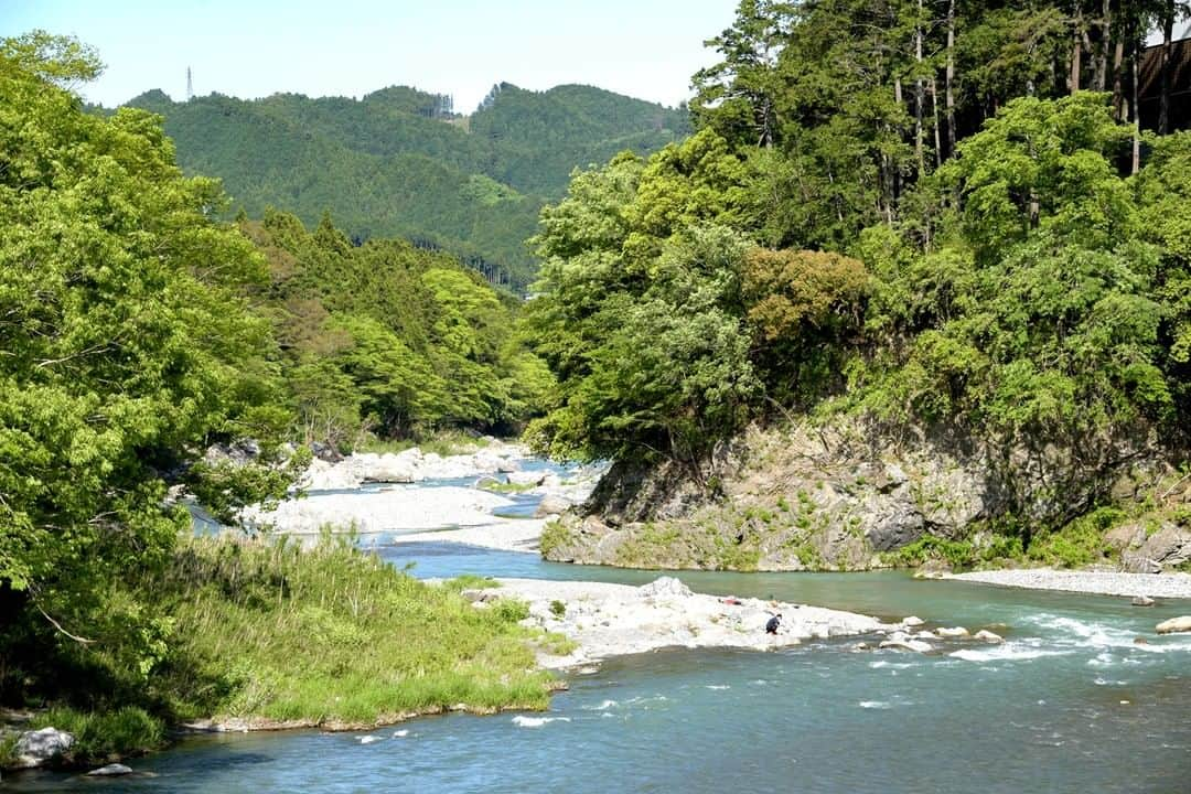 東京都庁広報課さんのインスタグラム写真 - (東京都庁広報課Instagram)「「青梅市/Oumeshi 多摩川」最寄駅：沢井駅 　#奥多摩 #多摩川 #沢井駅 #青梅線 #白丸駅 #吉野街道 #御岳渓谷  #tokyotokyo #tokyogram #moodygrams #jp_gallery #ptk_japan #gdayjapan #realtokyo #beautifuldestinations #tokyojapan #instatokyo #loves_nippon #phos_japan #bestjapanpics #cooljapan #japan_of_insta #photo_jpn #illgrammers #景色 #東京 #Tokyo #东京 #도쿄 #tokyogood」6月27日 17時01分 - tocho_koho_official