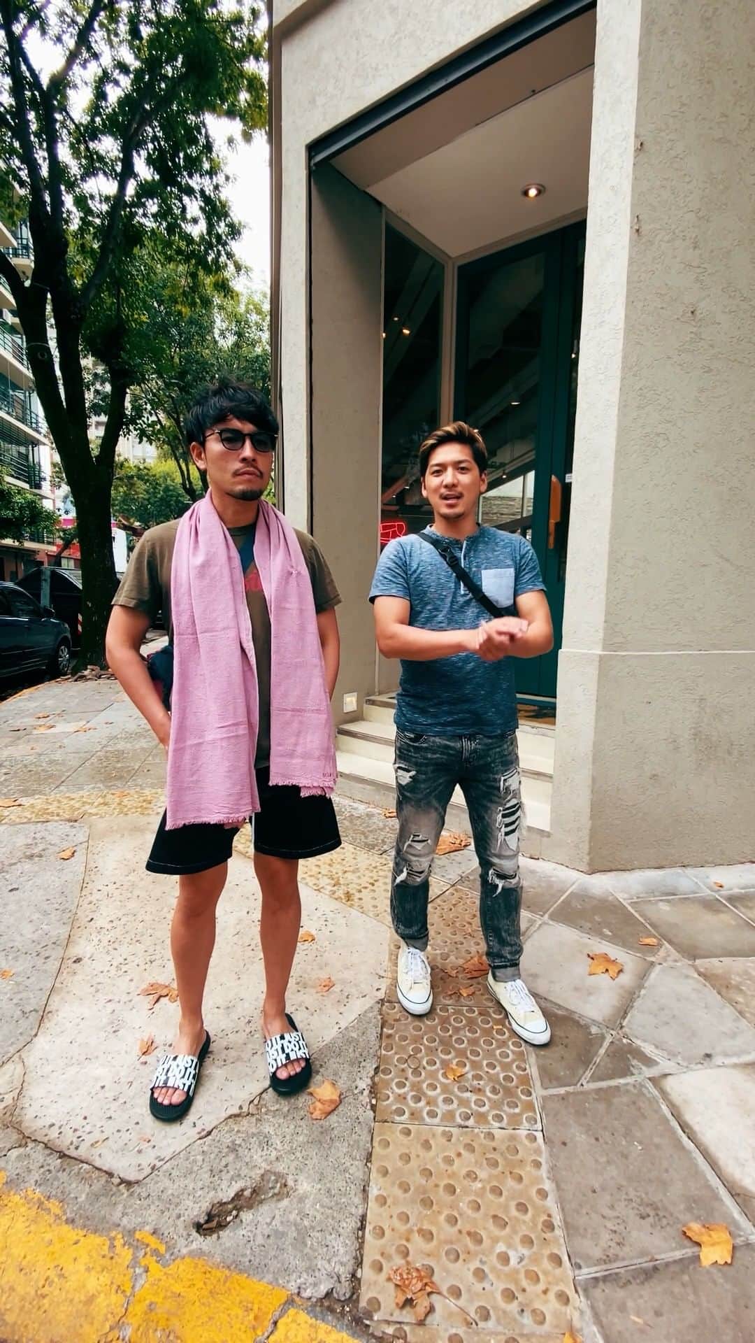 小柳津林太郎のインスタグラム：「Want to share my journey in Argentina Vol.5 We went explore and experience one of the greatest beef in the world🍖  1月に訪れたアルゼンチンの渡航の記憶を映像に落とし込みました。世界最高峰のステーキを見つけに旅した時の記録です。  今回は最終話、第5話です。  この旅は資生堂unoさんにサポートして頂きました。心から感謝。  #アルゼンチン #スキンケア #PR #ウーノ #肌は大人の勝負服 #資生堂 #SHISEIDO」